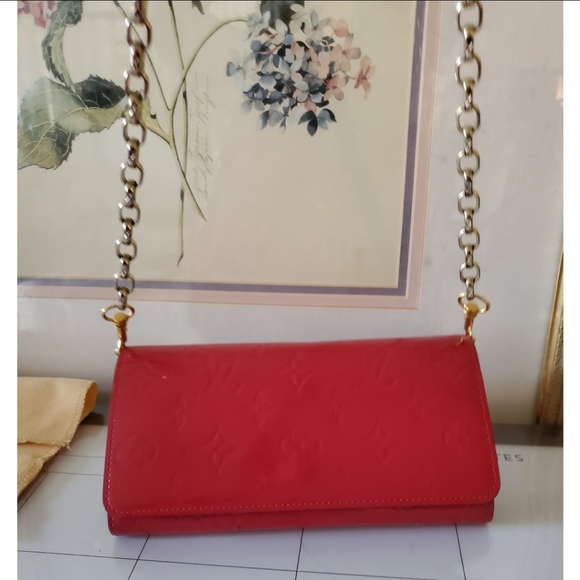 Louis Vuitton Vernis Sarah Chain wallet - Picture 16 of 16